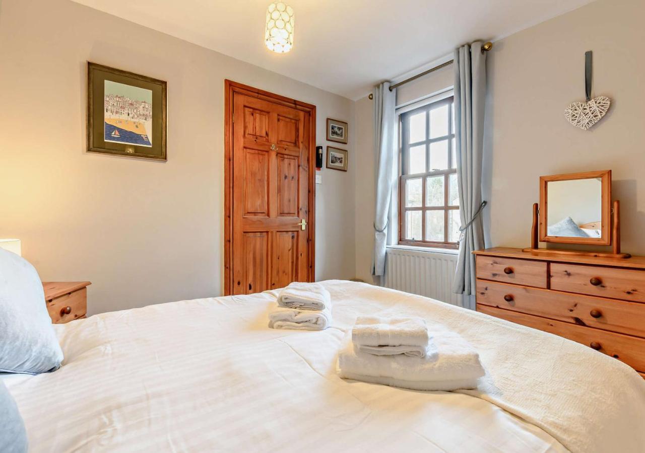 Salty Dog Cottage Вітбі Екстер'єр фото